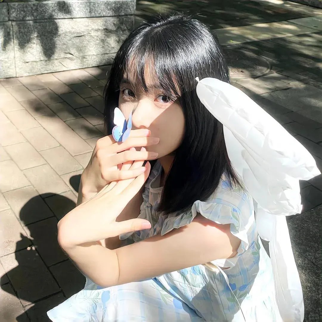 他她他她